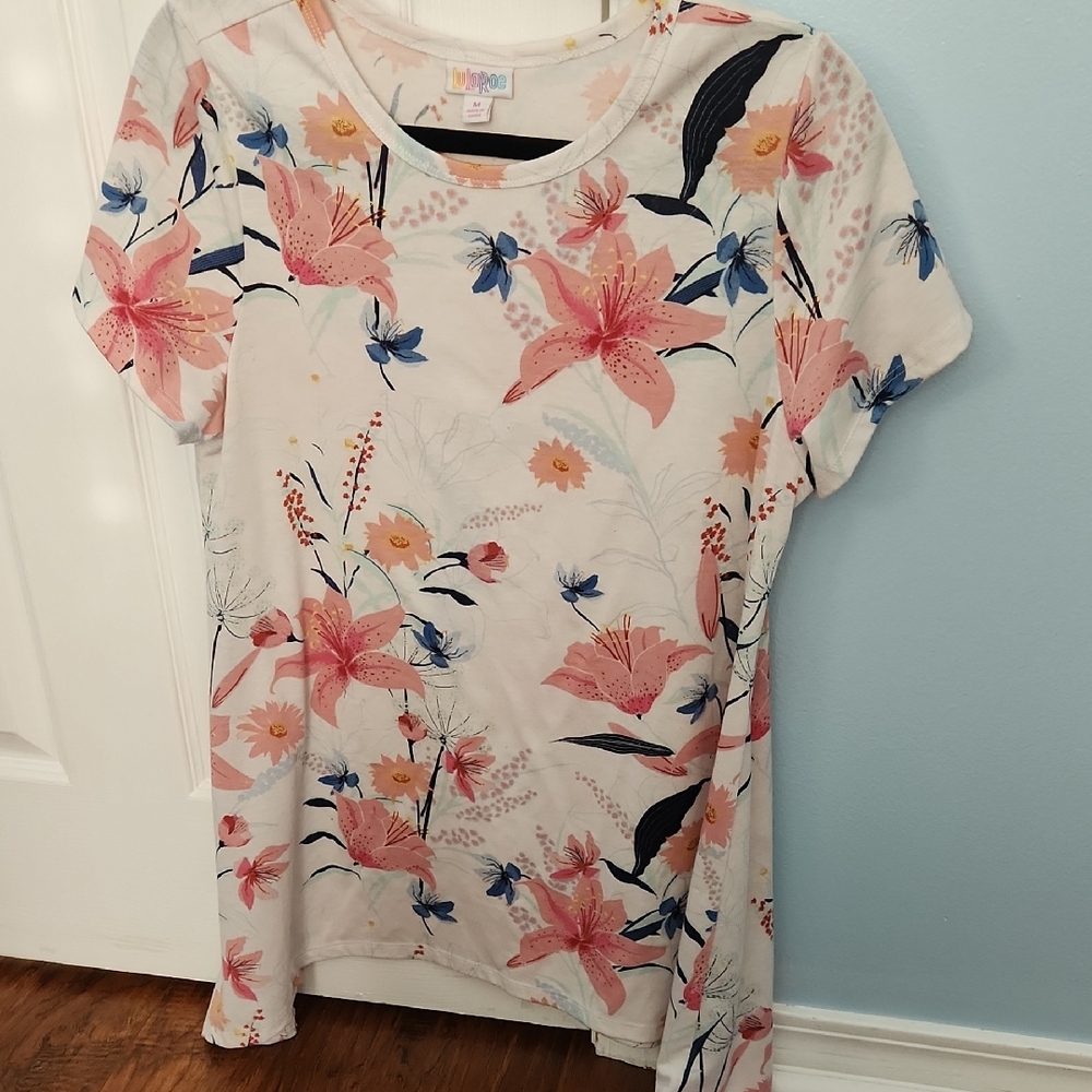 LuLaRoe White and Pink Short Sleeve Relaxed T-Shirt